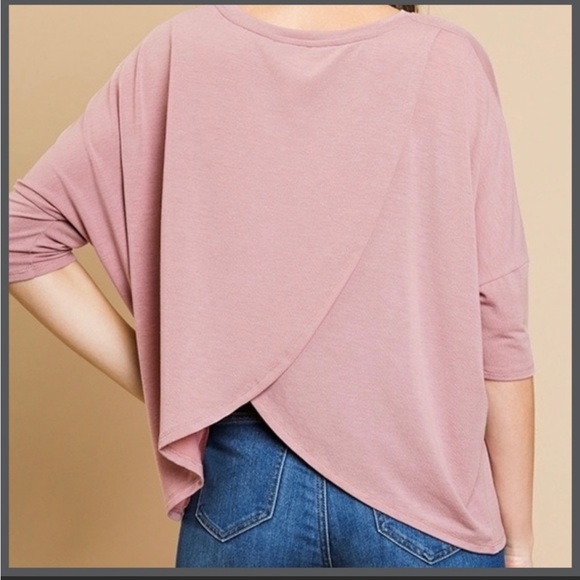 BNWT Umgee 3/4 Sleeve Top w/Tulip back & Drop Shoulders - Picture 5 of 11